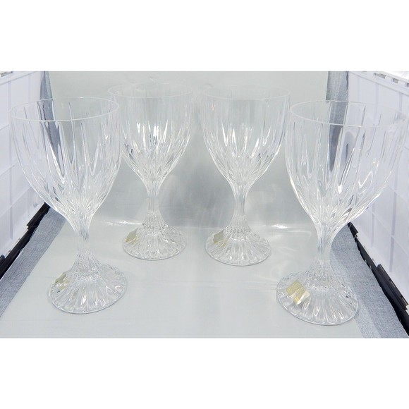 Mikasa Crystal Park Lane Goblet Wine Glasses Set of 4 SN101 701 - Picture 2 of 10
